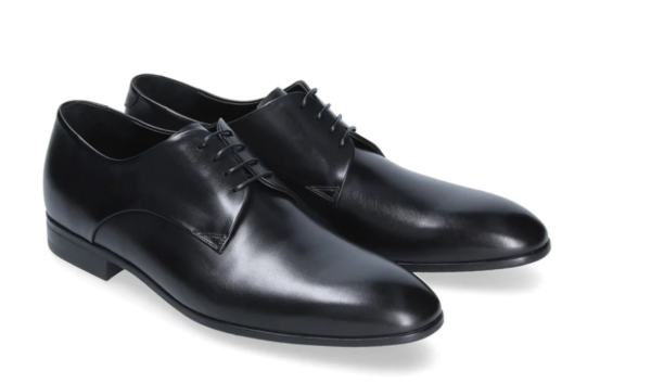 scarpa franceschetti suola in gomma derby tomaia liscia in vitello, fondo in  gomma da abbinare con un abito browngreen prodotto da corneliani ed un cappotto sartoria 1911